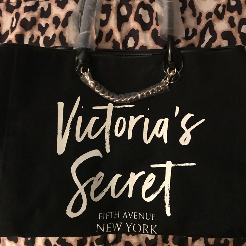 Victoria’s Secret tote bag